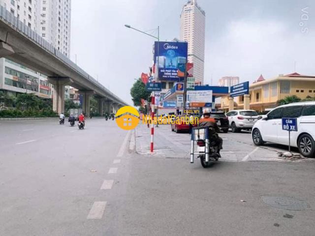 Nhà mặt phố bán
