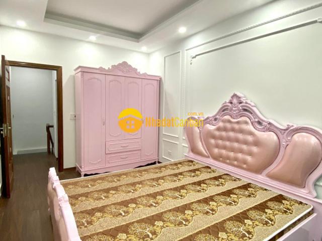 Nhà mặt phố bán