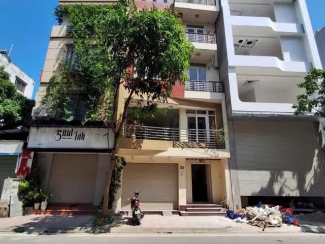 Nhà mặt phố bán tại Hoàn Kiếm, Hà Nội