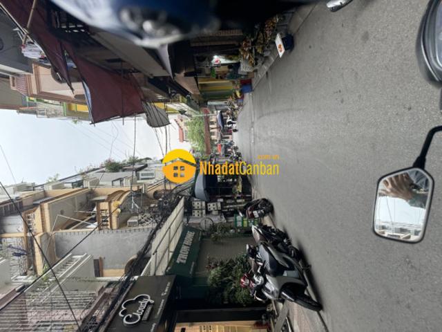 Nhà mặt phố bán