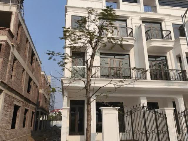 Nhà mặt phố bán tại Hoàn Kiếm, Hà Nội