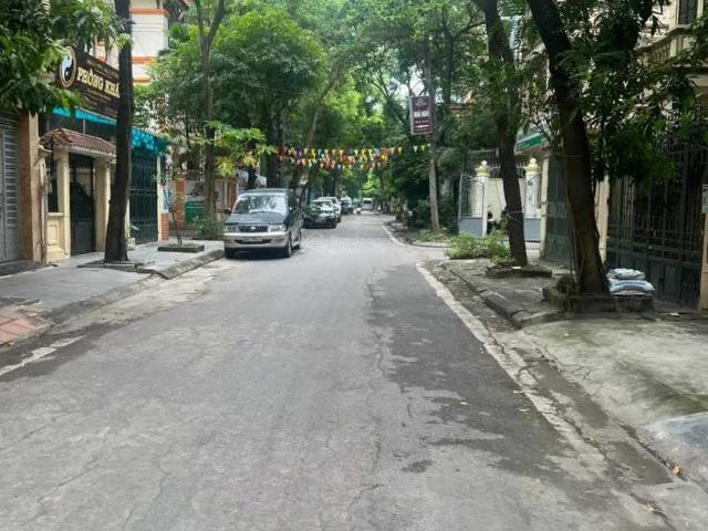 Biệt Thự bán tại Hoàn Kiếm, Hà Nội
