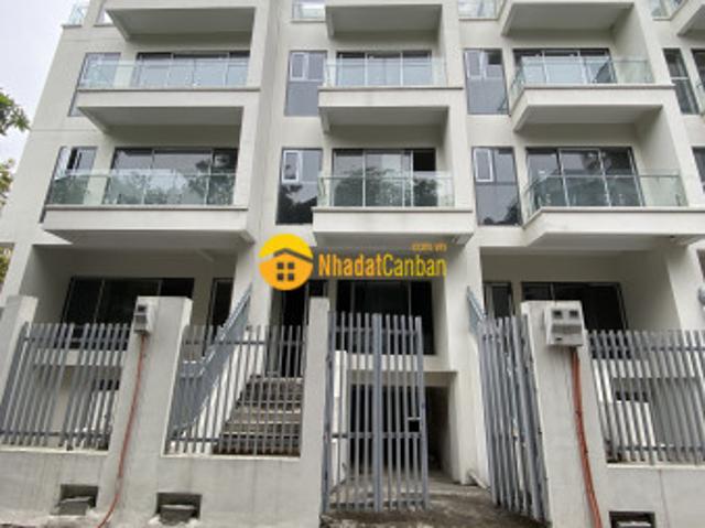 Nhà mặt phố bán