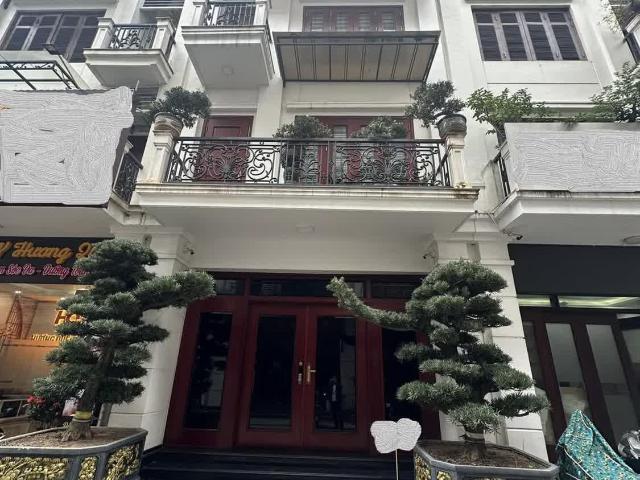 Biệt Thự bán tại Hoàn Kiếm, Hà Nội