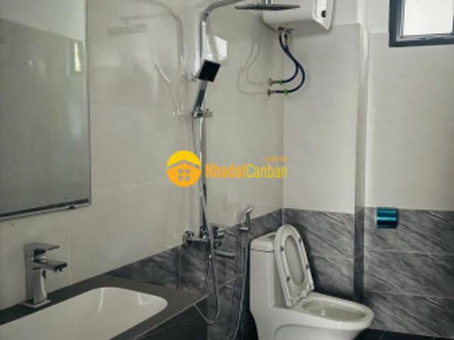 Nhà mặt phố bán