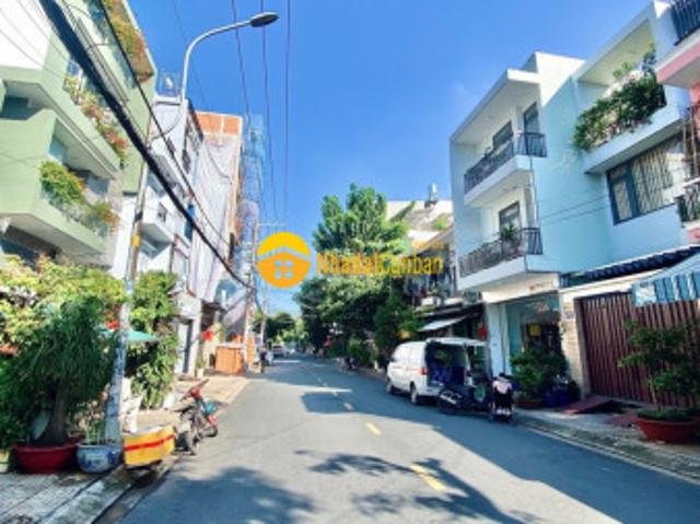 Nhà mặt phố bán