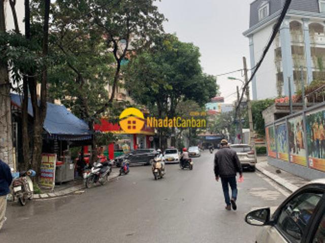 Nhà mặt phố bán