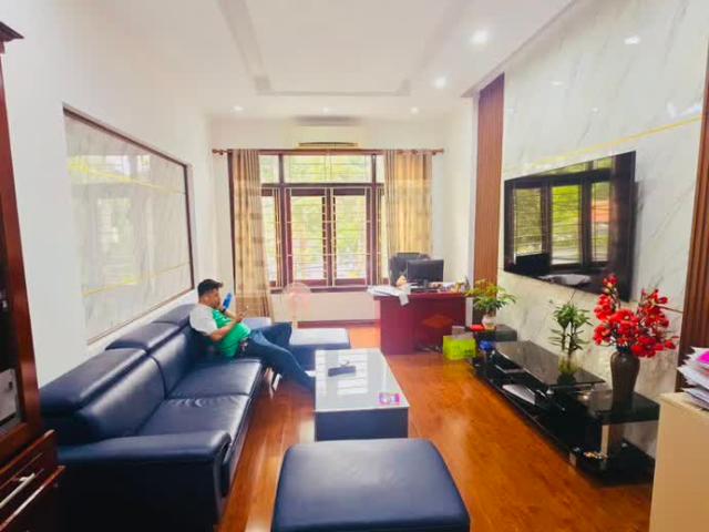 Nhà bán tại Hoàn Kiếm, Hà Nội