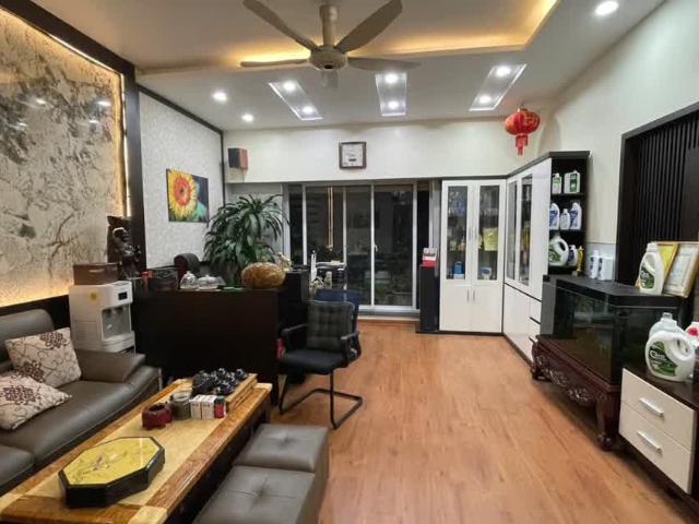 Nhà bán tại Hoàn Kiếm, Hà Nội