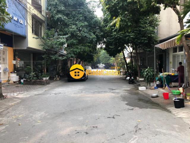 Nhà mặt phố bán