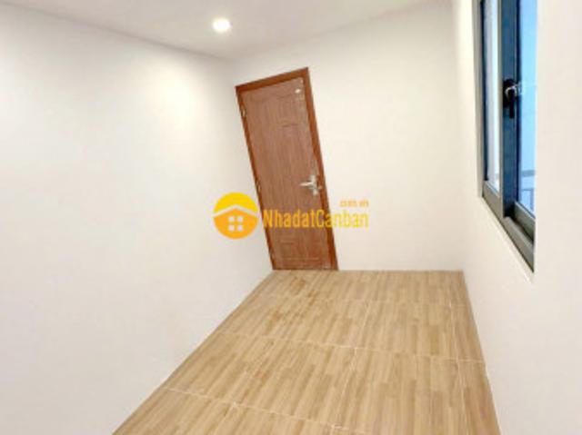 Nhà mặt phố bán