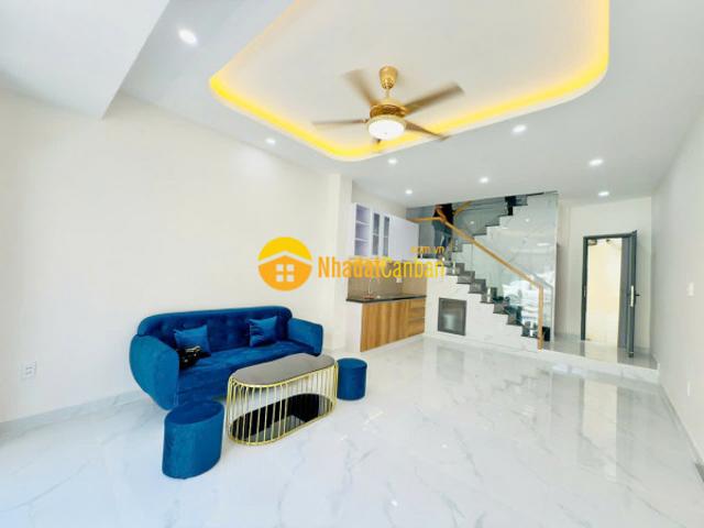 Nhà mặt phố bán