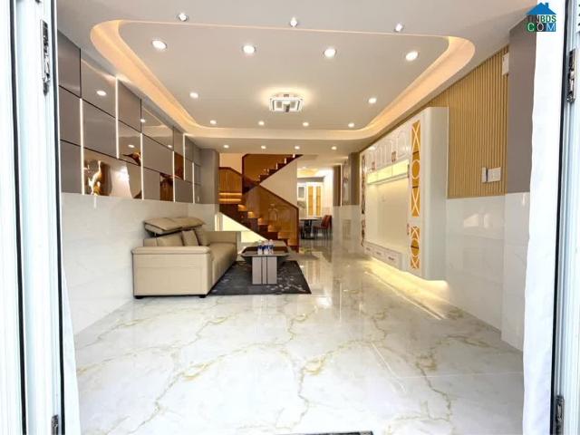 Nhà bán tại Khuôn viên UBND Thành phố Hồ Chí Minh, Thành phố Hồ Chí Minh