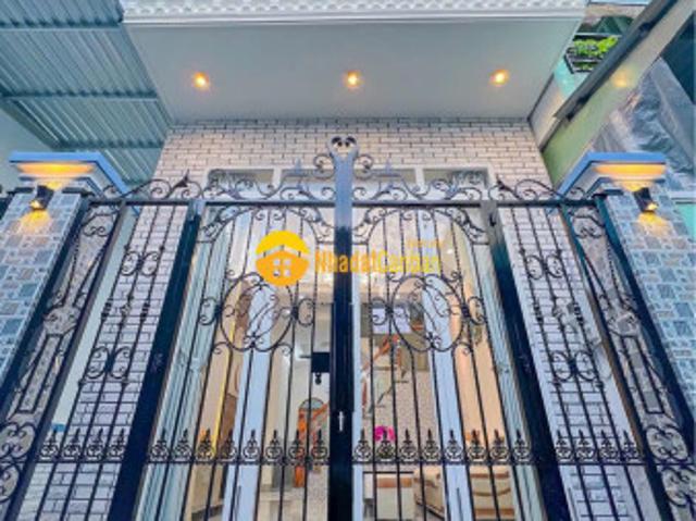 Nhà mặt phố bán