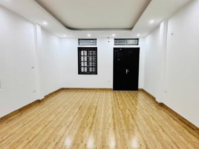 Nhà bán tại Hoàn Kiếm, Hà Nội