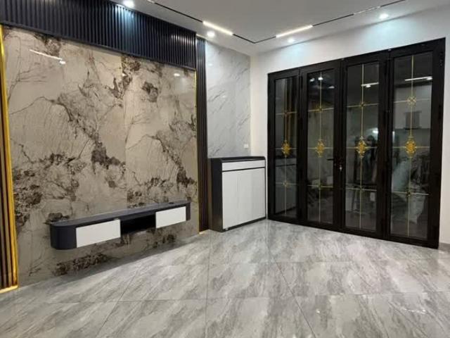 Nhà bán tại Hoàn Kiếm, Hà Nội