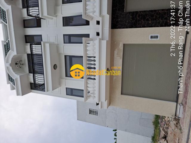 Nhà mặt phố bán