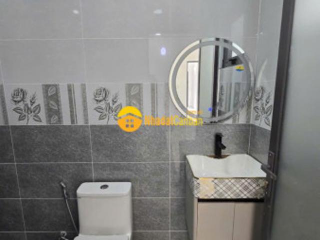 Nhà mặt phố bán