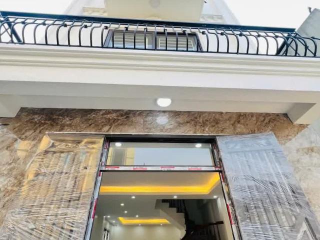 Nhà bán tại Hoàn Kiếm, Hà Nội