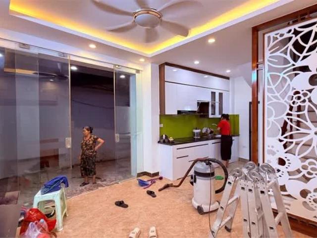 Nhà bán tại Hoàn Kiếm, Hà Nội