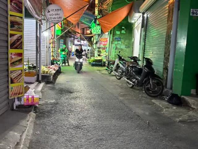 Nhà bán tại Hoàn Kiếm, Hà Nội
