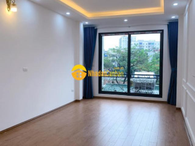 Nhà mặt phố bán