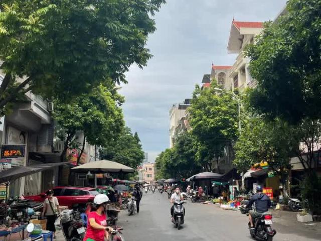 Nhà mặt phố bán tại Hoàn Kiếm, Hà Nội