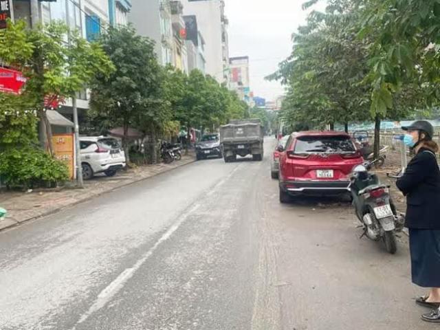 Nhà mặt phố bán tại Hoàn Kiếm, Hà Nội