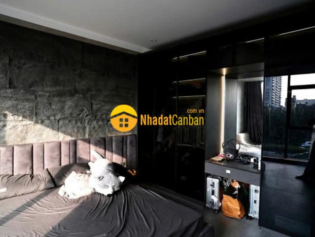 Nhà mặt phố bán