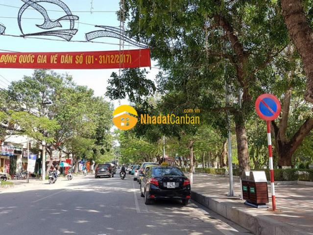 Nhà mặt phố bán