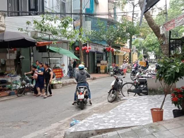 Nhà bán tại Hoàn Kiếm, Hà Nội
