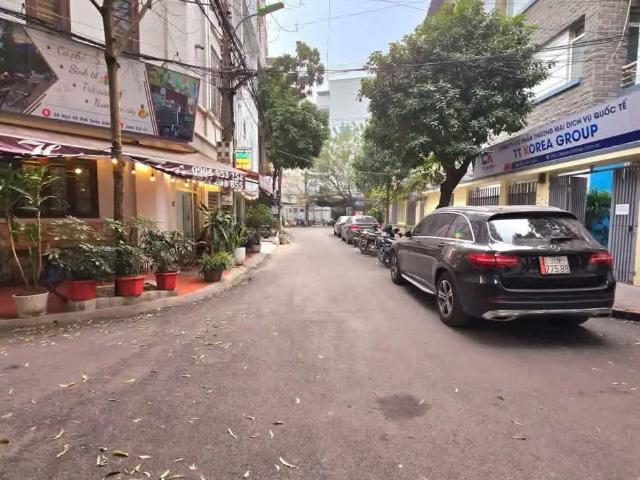 Nhà bán tại Hoàn Kiếm, Hà Nội