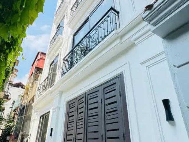Nhà bán tại Hoàn Kiếm, Hà Nội