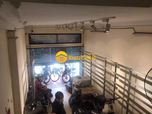 Nhà mặt phố bán