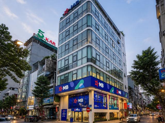 Nhà mặt phố bán