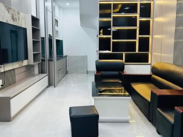 Nhà mặt phố bán tại Hoàn Kiếm, Hà Nội