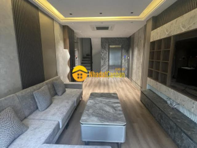 Nhà mặt phố bán