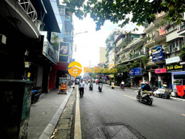 Nhà mặt phố bán