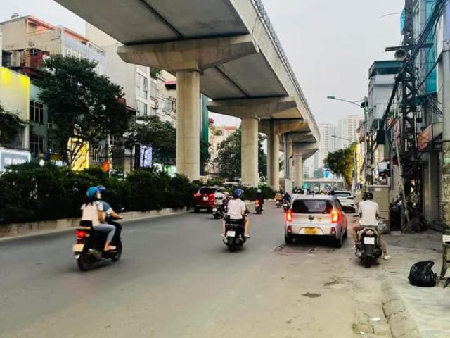 Nhà mặt phố bán tại Hoàn Kiếm, Hà Nội