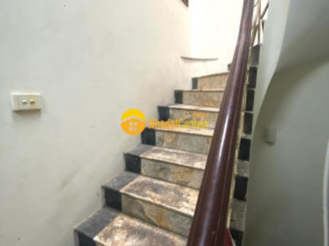 Nhà mặt phố bán
