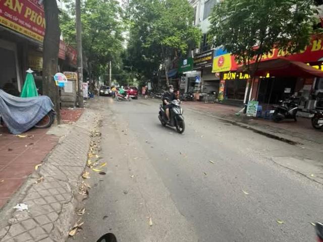 Nhà mặt phố bán tại Hoàn Kiếm, Hà Nội
