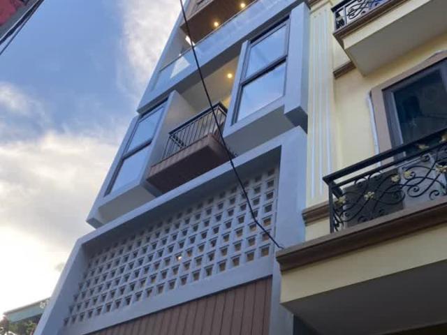 Nhà mặt phố bán tại Hoàn Kiếm, Hà Nội