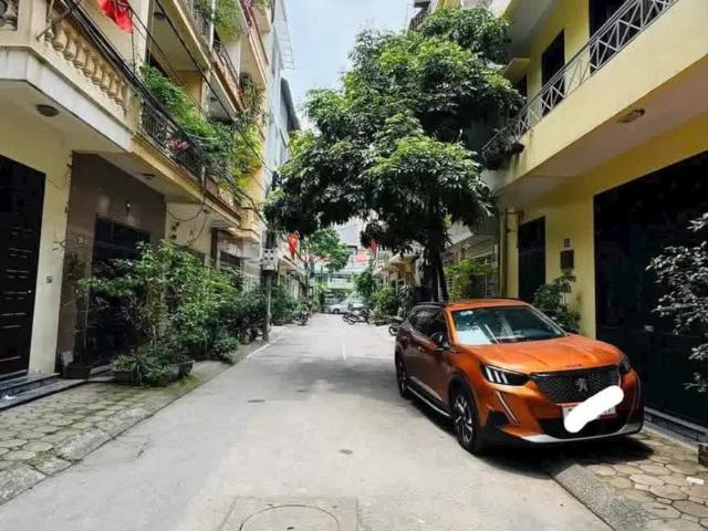 Nhà mặt phố bán tại Hoàn Kiếm, Hà Nội