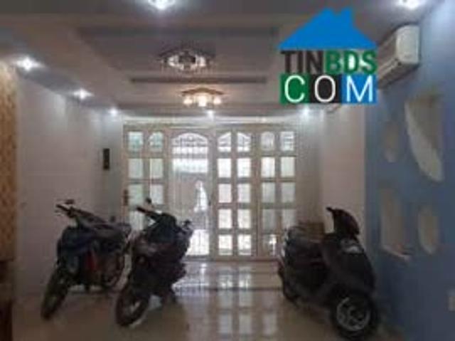 Nhà mặt phố bán tại Hoàn Kiếm, Hà Nội