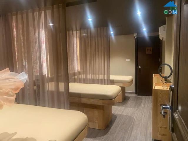 Nhà mặt phố bán tại Hoàn Kiếm, Hà Nội