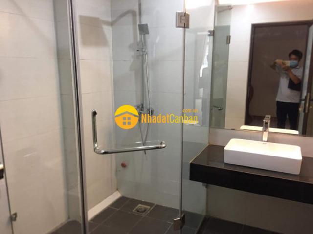 Nhà mặt phố bán