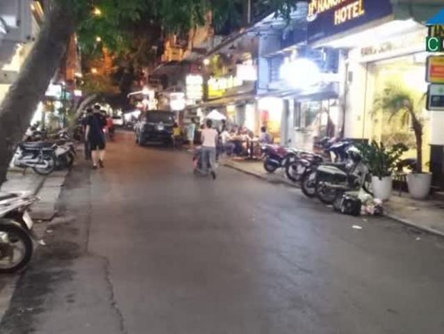 Nhà mặt phố bán tại Hoàn Kiếm, Hà Nội