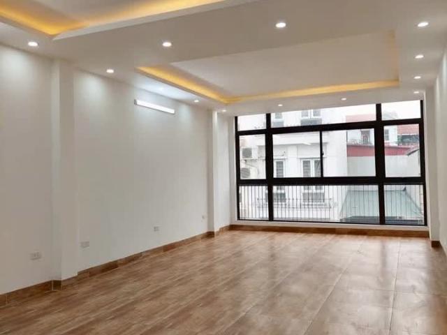 Nhà mặt phố bán tại Hoàn Kiếm, Hà Nội