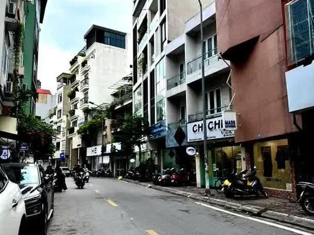 Nhà mặt phố bán tại Hoàn Kiếm, Hà Nội