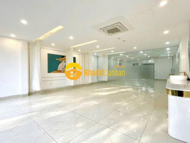 Nhà mặt phố bán